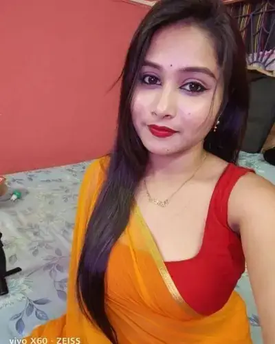 Call Girl in Parasia